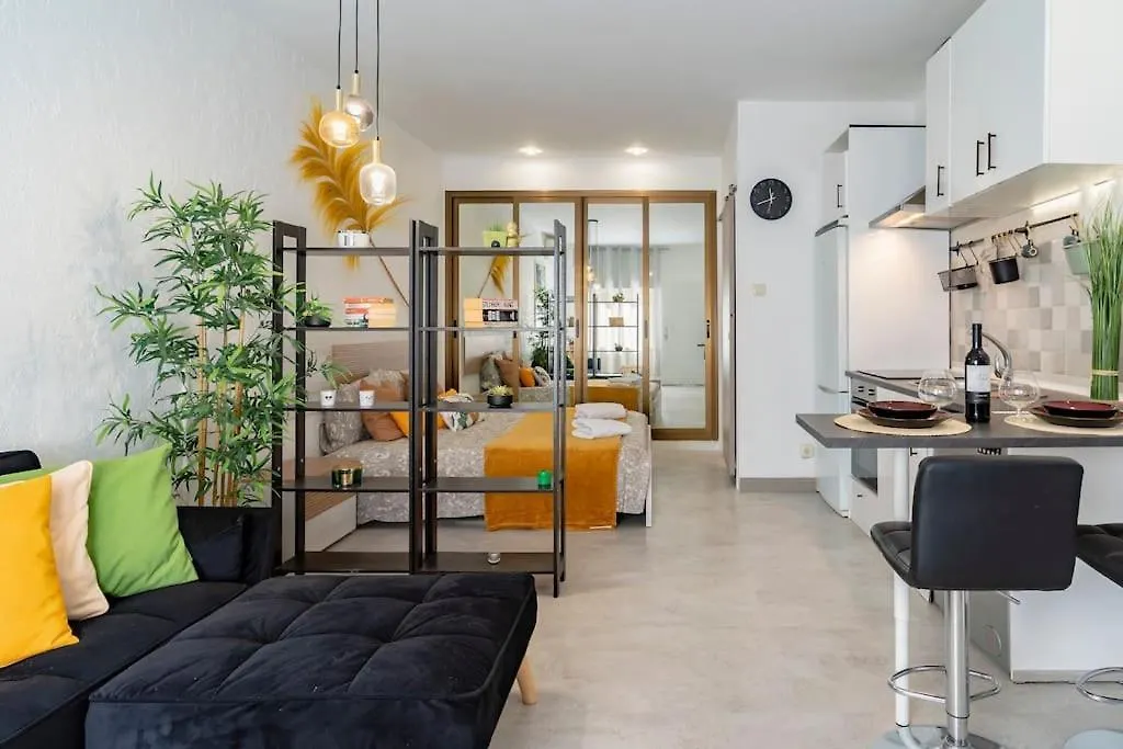 Bonito Estudio Carihuela Con Terraza, Wifi, Playa A 150 Metros توريمولينوس شقة
